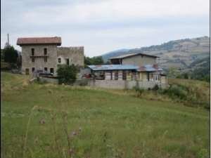 casale in vendita a Bettola in zona Roncovero