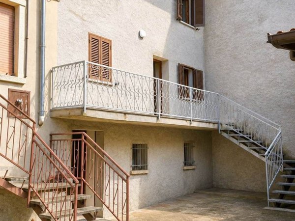 casa indipendente in vendita a Bettola in zona Calenzano