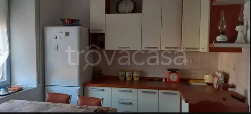casa indipendente in vendita a Bettola