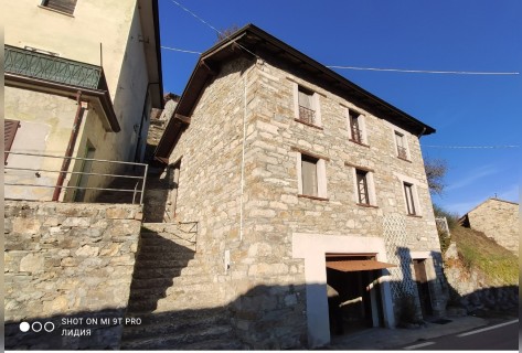 casa indipendente in vendita a Bobbio in zona Passo Penice