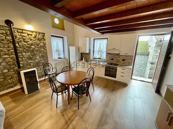 appartamento in vendita a Bobbio in zona Piancasale