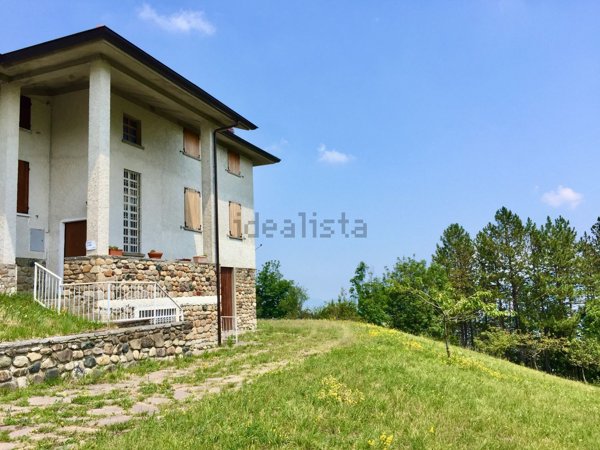 appartamento in vendita a Bobbio in zona Santa Maria