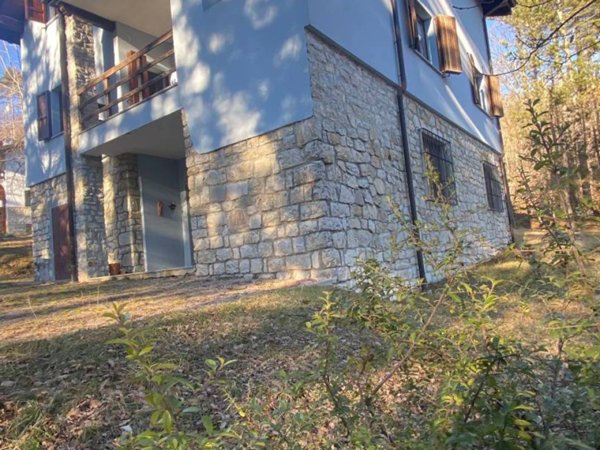 casa indipendente in vendita a Bobbio
