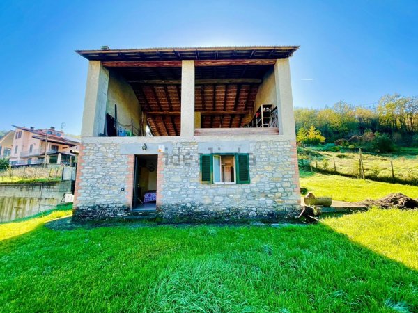 appartamento in vendita a Bobbio in zona Cassolo