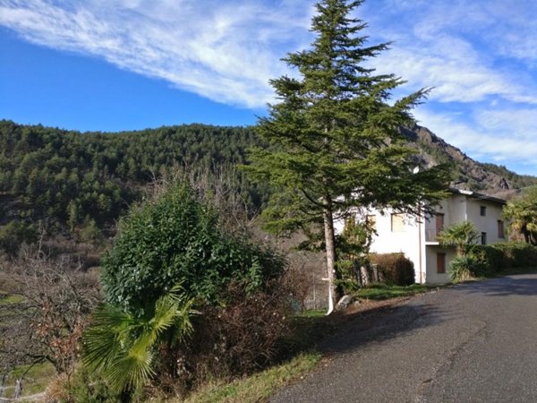 casa indipendente in vendita a Bobbio in zona Lagobisione