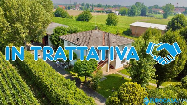 casa indipendente in vendita a Bobbio in zona Moglia