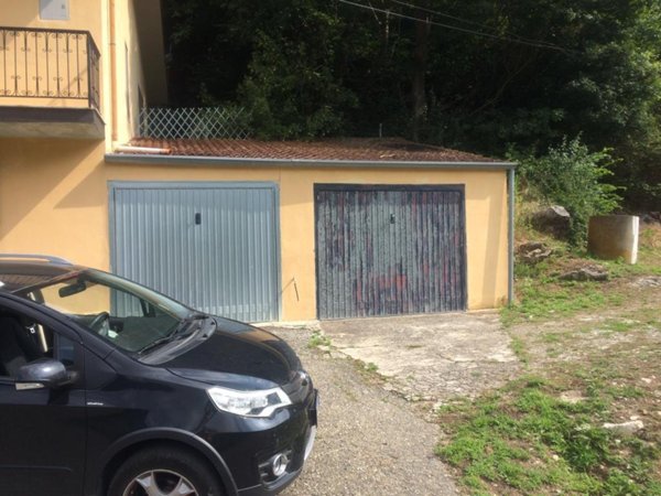 casa indipendente in vendita a Bobbio