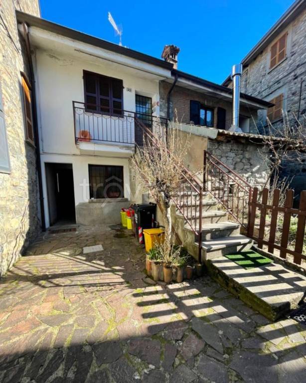 appartamento in vendita a Bobbio in zona Piancasale