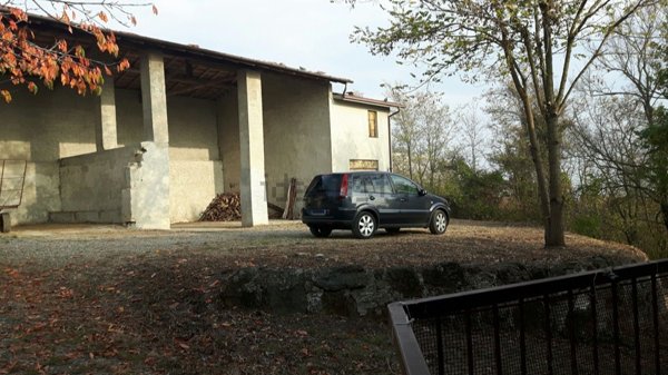 appartamento in vendita a Bobbio in zona Freddezza