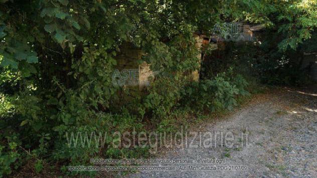 terreno edificabile in vendita a Bobbio in zona Mezzano Scotti