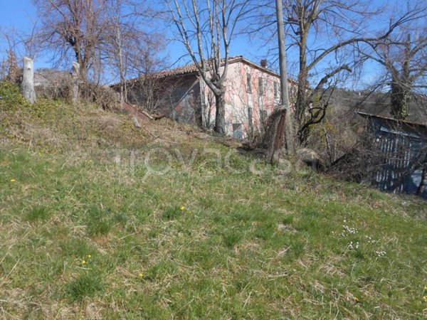 casa indipendente in vendita a Bobbio