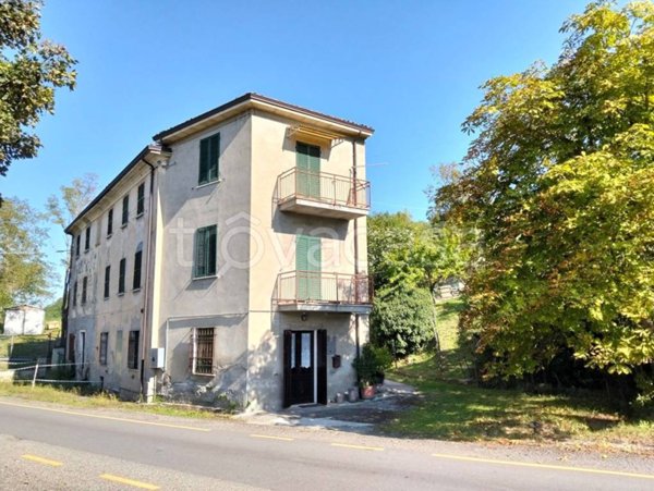 casa indipendente in vendita a Bobbio