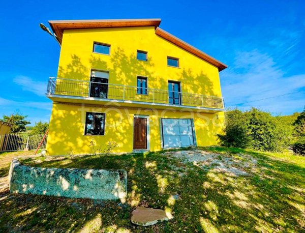 casale in vendita a Bobbio