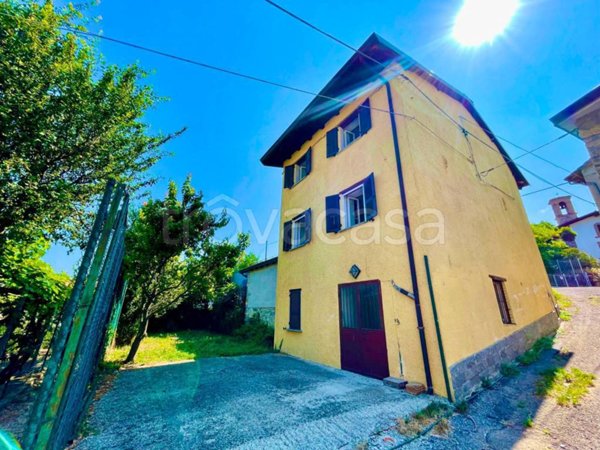 casa indipendente in vendita a Bobbio