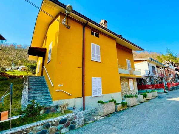 casa indipendente in vendita a Bobbio