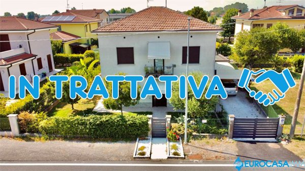 casa indipendente in vendita a Bobbio in zona Moglia