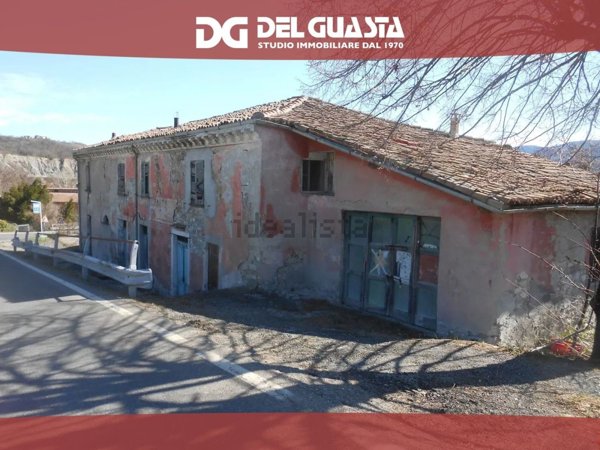 casa indipendente in vendita a Bobbio in zona Passo Penice
