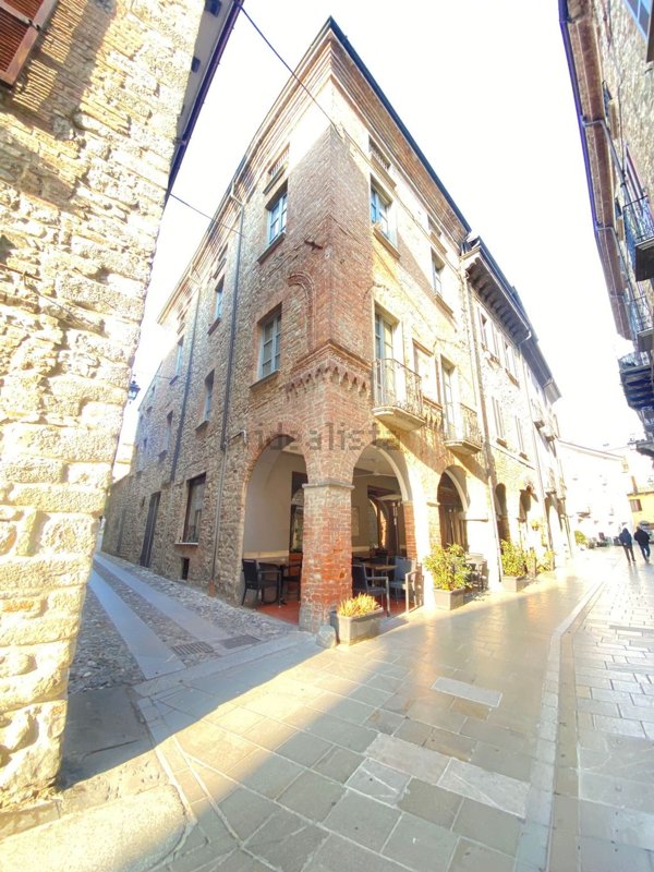 negozio in vendita a Bobbio