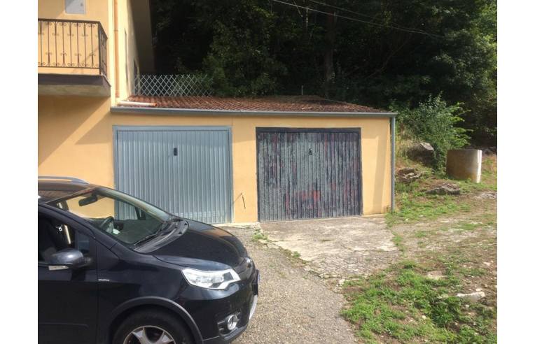 casa indipendente in vendita a Bobbio