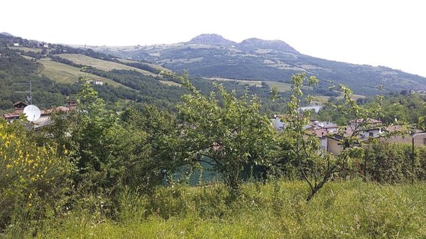 casa indipendente in vendita a Bobbio in zona Mezzano Scotti