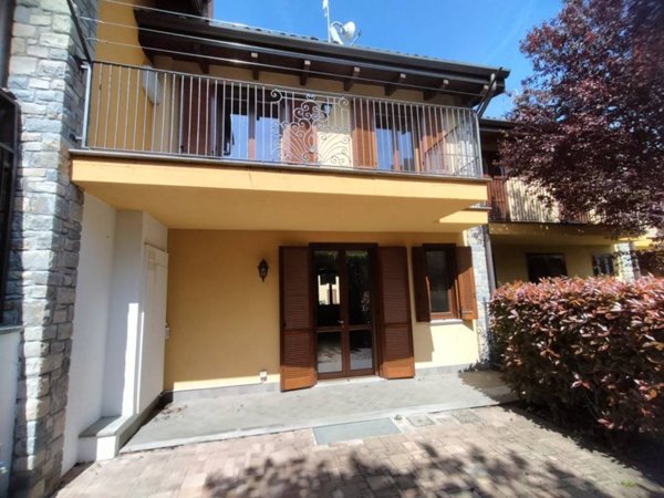 casa indipendente in vendita a Bobbio