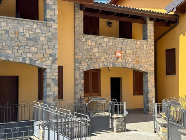 casa indipendente in vendita a Bobbio