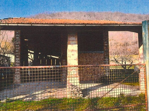 casale in vendita a Bobbio in zona Mezzano Scotti