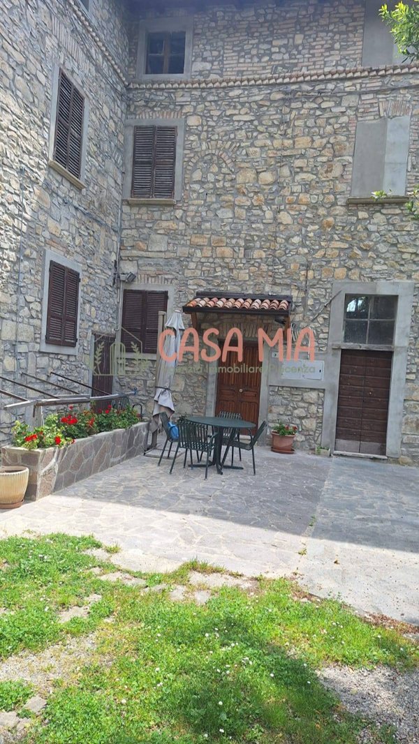 casa indipendente in vendita a Bobbio