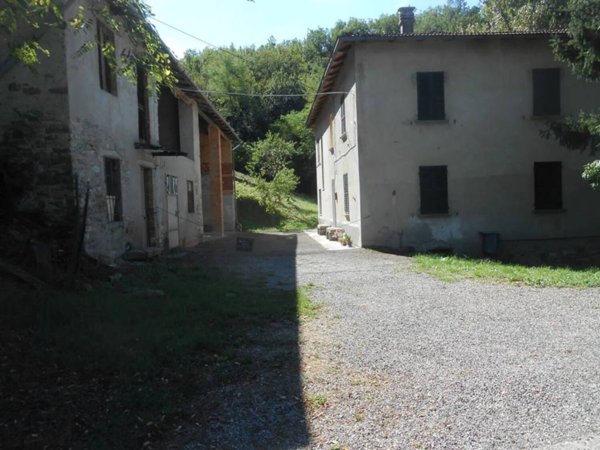 casa indipendente in vendita a Bobbio