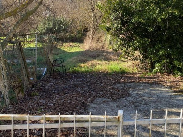 casa indipendente in vendita a Bobbio in zona Santa Maria