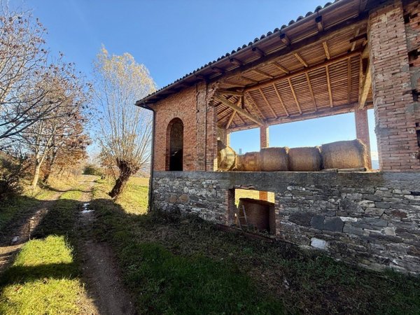 casale in vendita a Bobbio