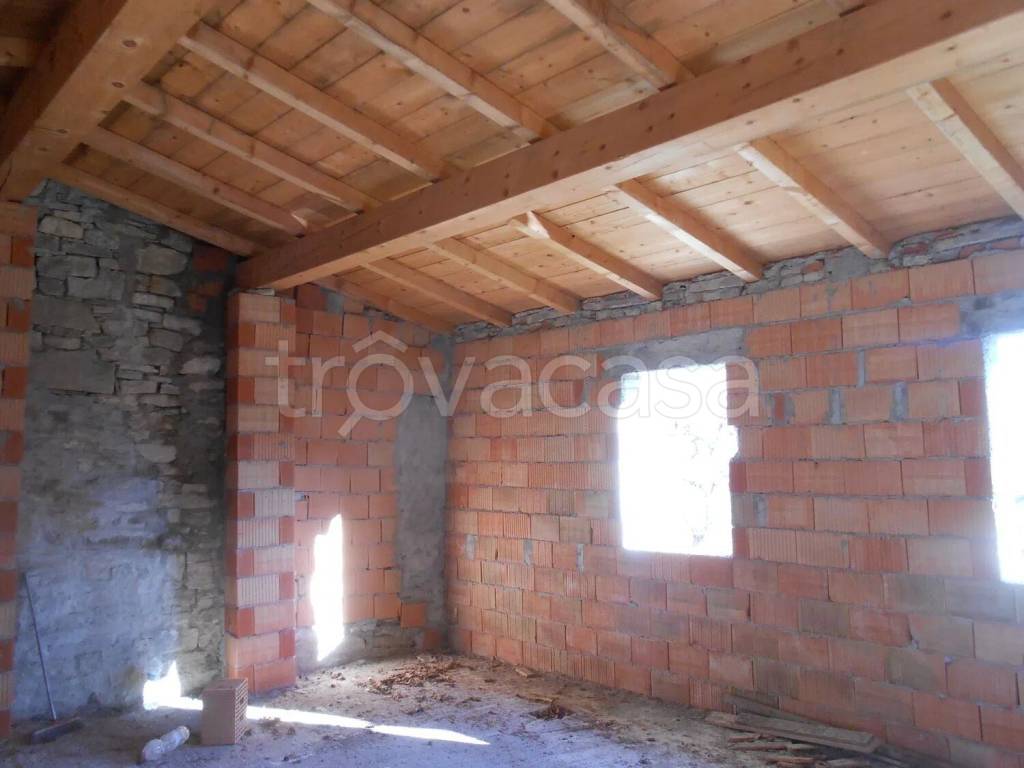 casa indipendente in vendita a Bobbio in zona Mezzano Scotti