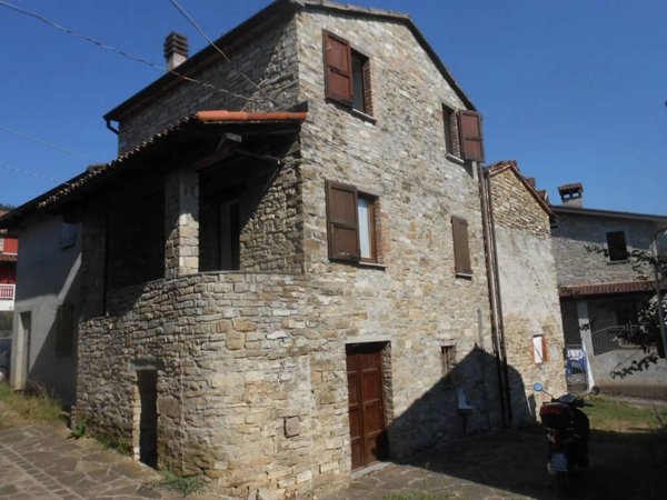 casa indipendente in vendita a Bobbio in zona Mezzano Scotti