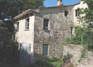 casa indipendente in vendita a Bobbio
