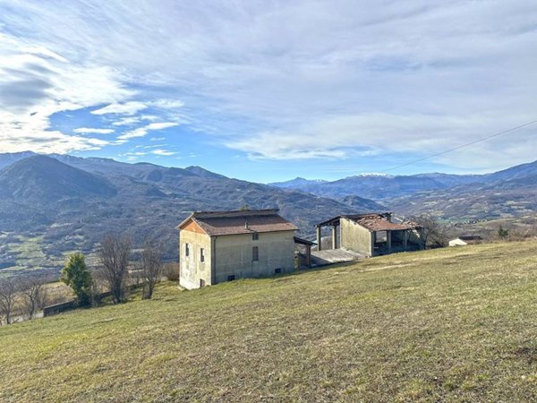 casa indipendente in vendita a Bobbio