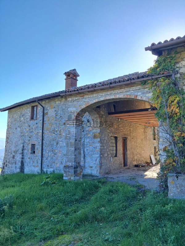 casa indipendente in vendita a Bobbio in zona Brugnoni
