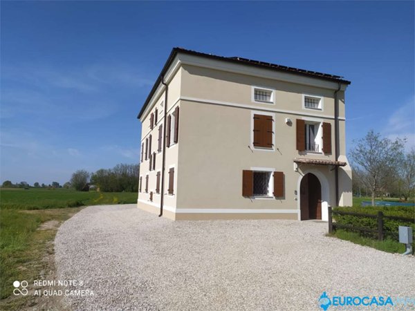 casa indipendente in vendita a Bobbio in zona Moglia