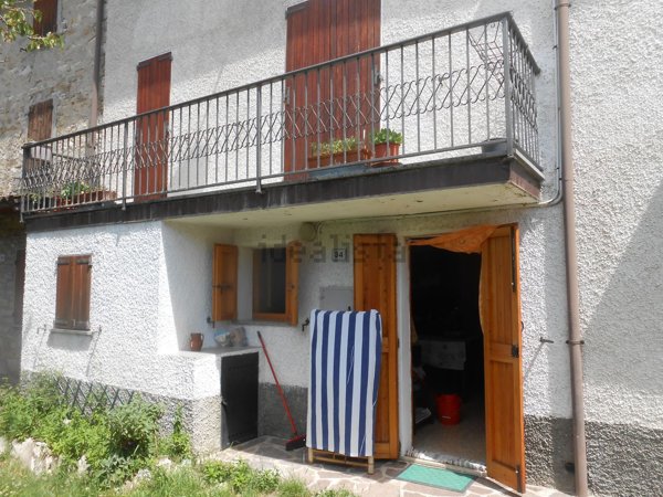 quadrivano in vendita a Bobbio in zona Ceci