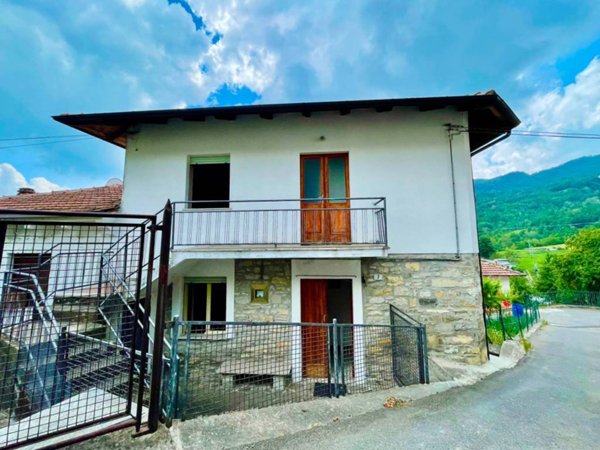 appartamento in vendita a Bobbio in zona Ceci