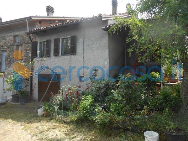casa indipendente in vendita a Bobbio