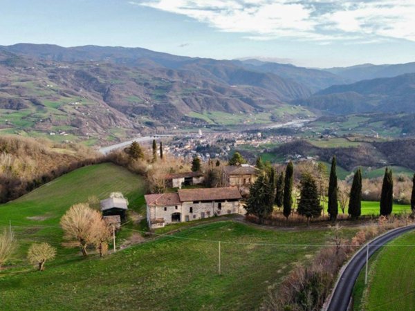 casa indipendente in vendita a Bobbio in zona Vaccarezza