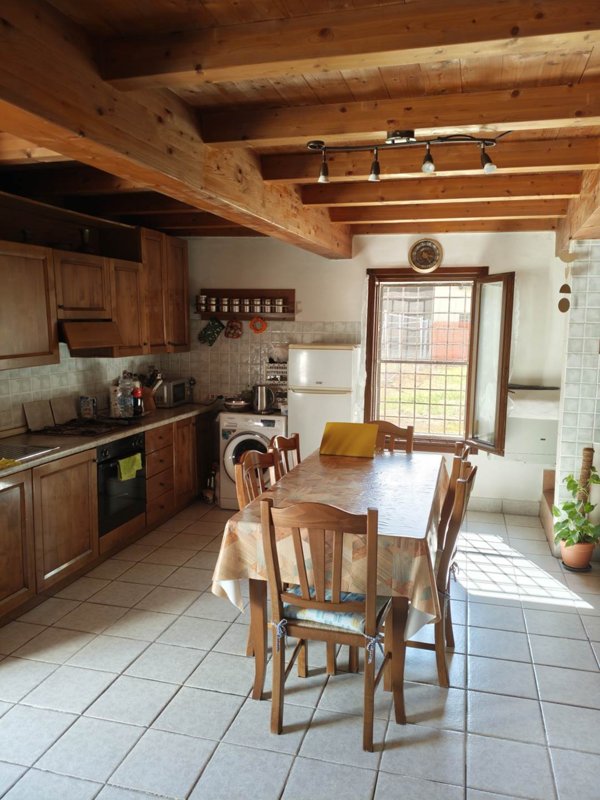 casa indipendente in vendita a Bobbio in zona Moglia