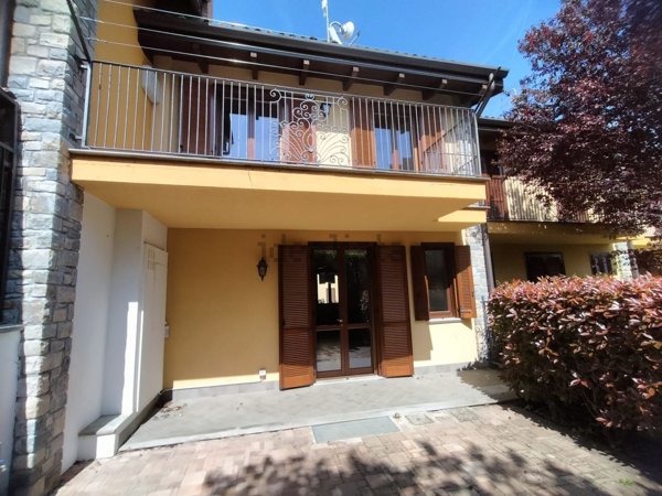 casa indipendente in vendita a Bobbio