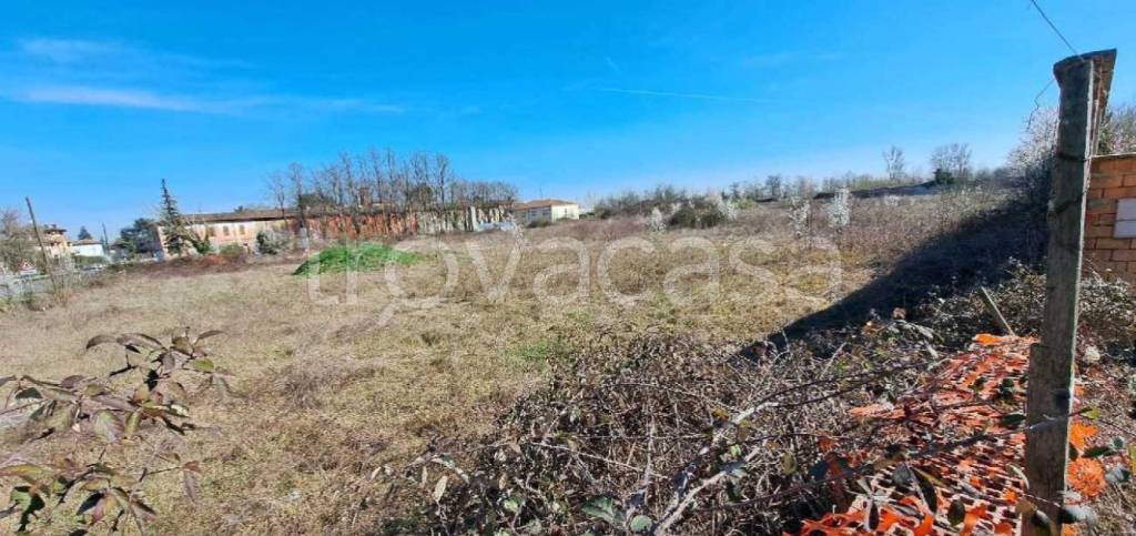 terreno edificabile in vendita a Borgonovo Val Tidone