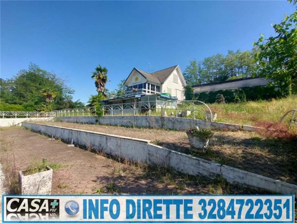 casa indipendente in vendita a Borgonovo Val Tidone