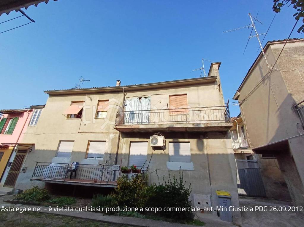 appartamento in vendita a Borgonovo Val Tidone in zona Bilegno