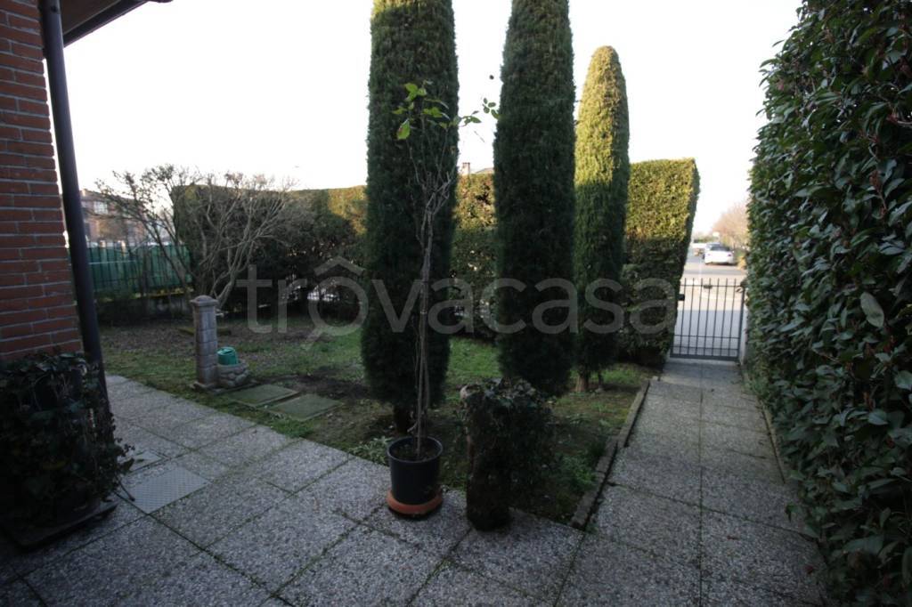 casa indipendente in vendita a Borgonovo Val Tidone