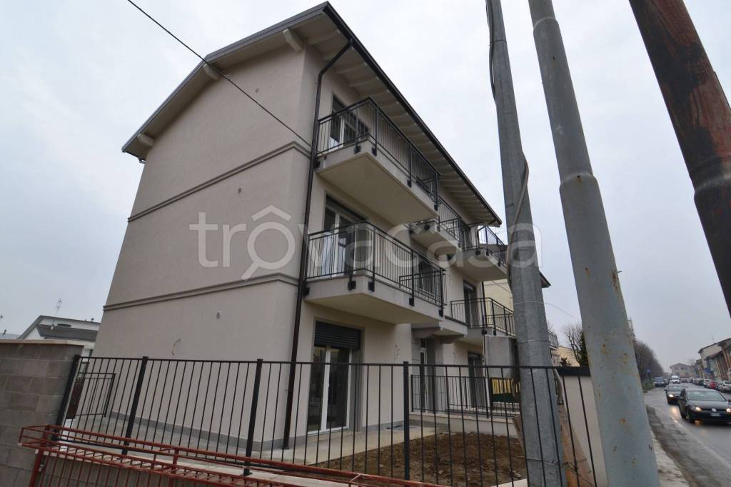 appartamento in vendita a Borgonovo Val Tidone in zona Corano