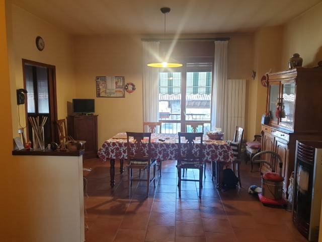 casa indipendente in vendita a Borgonovo Val Tidone