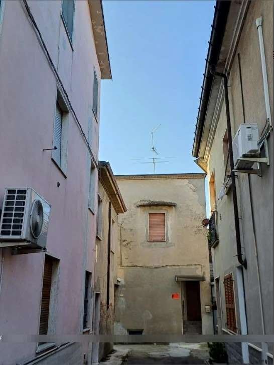 appartamento in vendita a Borgonovo Val Tidone in zona Bilegno